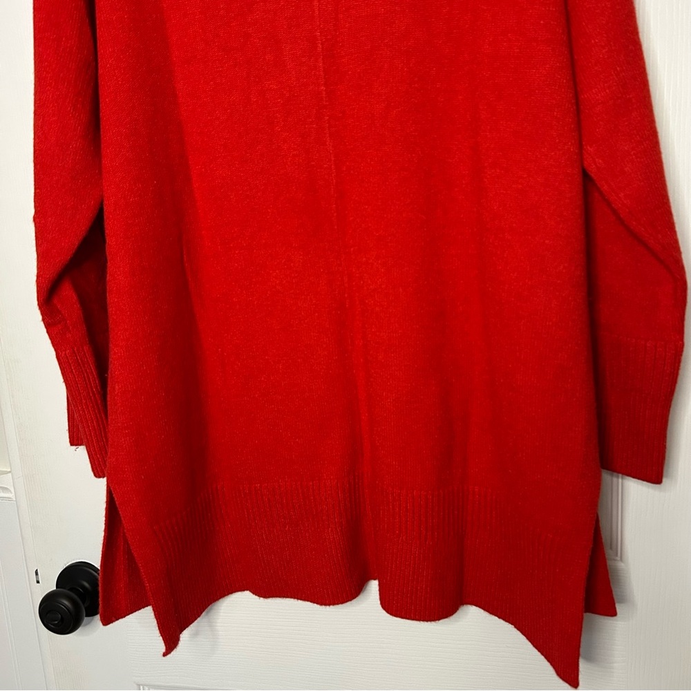 Moth Saskia Oversized Sweater - Picture 14 of 16